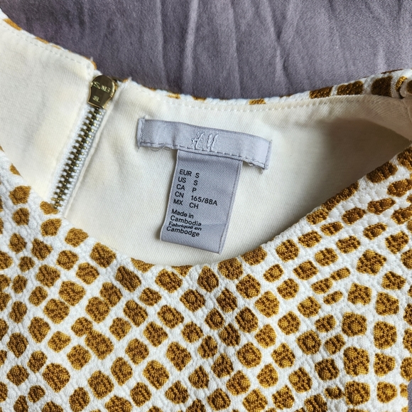 H&M Women's mosaic patterned dress - Picture 5 of 6